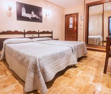 Hotel Residencia Castellano I