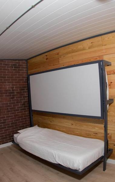 Hostal Erasmus by gaiarooms