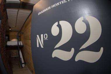 Hostal Erasmus by gaiarooms