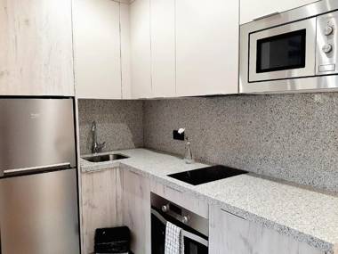 Apartamentos Celestina by gaiarooms