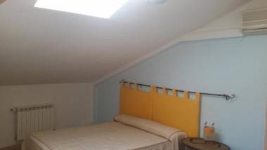 Hostal y Apartamentos la Vereda