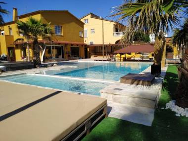 7 bedrooms villa with private pool jacuzzi and enclosed garden at Rubi