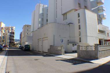 Agi Drugstore Apartments