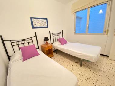 Agi Avenida Apartments