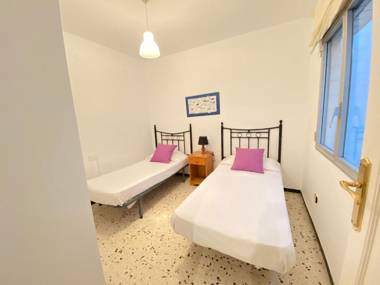 Agi Avenida Apartments