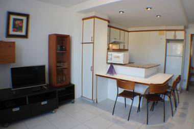 Agi Pi Sunyer Apartments