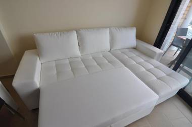 RNET - Apartments Roses Port Trebol