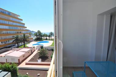 RNET - Apartments Roses Holiday Center