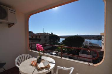 RNET - IR 1-48 - Studios Roses Costa Brava