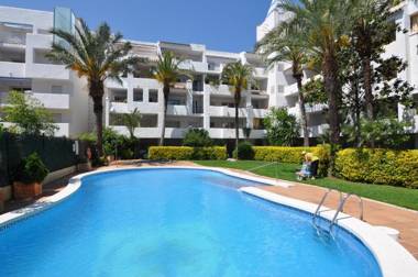 RNET - Royal Marine Garbi Roses