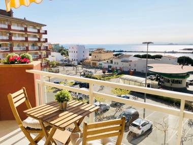 ROC MAR 3 3D - Apartamento cerca del centro y de la playa - terraza con vistas al mar y al puerto
