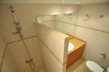 RNET - Port Estrella - 18 Roses Costa Brava