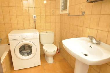 RNET - MTA Apartaments A1