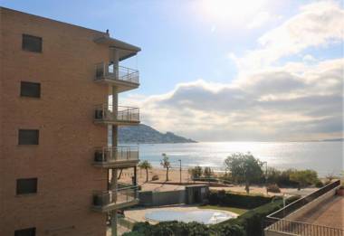 Castell Joncar30 M de la playa 1era linea de mar vista al mar