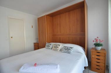 RNET - Rhc- 1410 - Roses Holiday Center