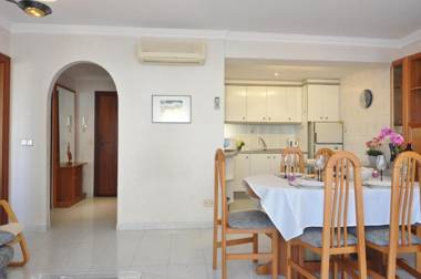 RNET - Rhc- 2214 - Rosas Holiday Center