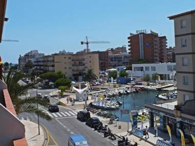 RNET - Puerto Simona 26 - Roses Costa Brava