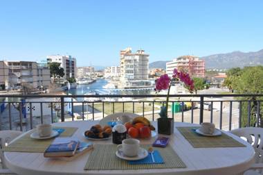 RNET - Sandra II C6 - Roses Santa Margarita