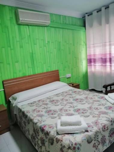 Hotel Virgen de los Reyes