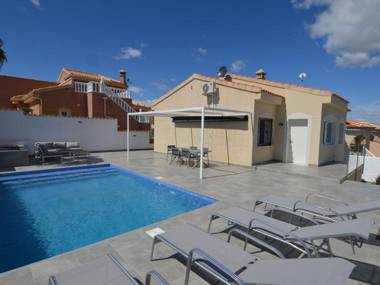 Beautiful Holiday Home in Rojales Valencia with Private Pool