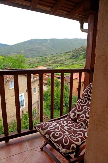 Apartamentos Rurales La Solana