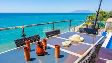 Villa Miramar Rincon de la Victoria by Ruralidays