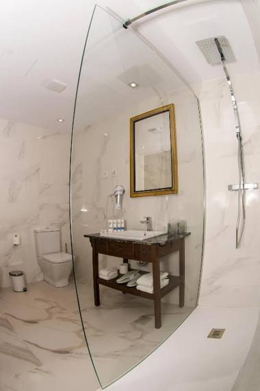 HOTEL JAVIER MONTERO