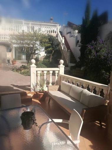 Pensión Isla - Couples Only