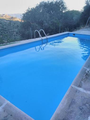 Casas La Piedra De Tíscar