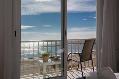 SingularStays El Faro