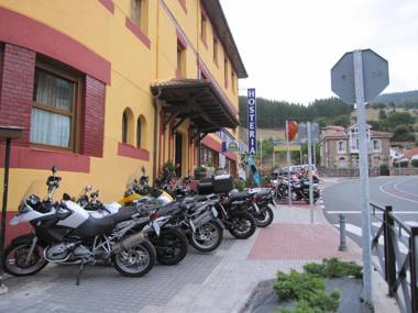 Hosteria Picos De Europa