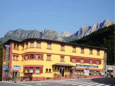 Hosteria Picos De Europa