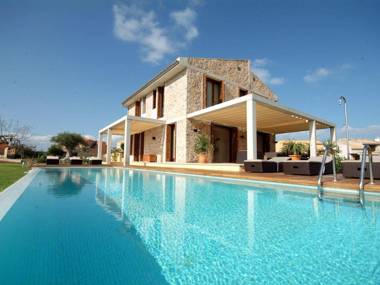 Villa Barcares Gran for 10 pool gym and close to beach