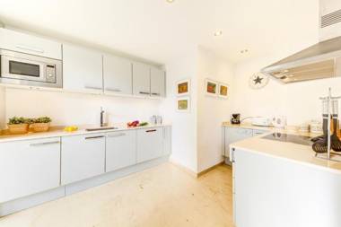 Beach Apartment Cirerer