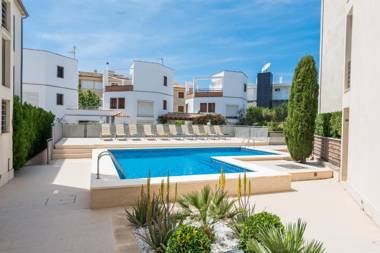 Residencial Llenaire Apartment