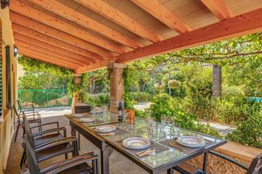 Ca n Tres Cames Cuxach de n Joan