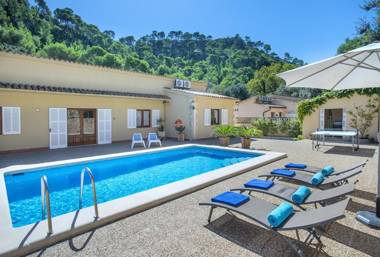 Superb Villa Vallori with Pool walking to the beach
