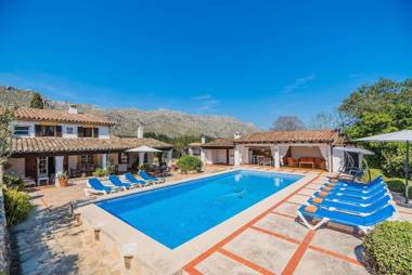 Villa Son Amparo in Pollensa