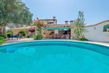 Can Malondra villa para 8 con piscina y jardines