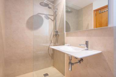 Catalina 2A tres dormitorios