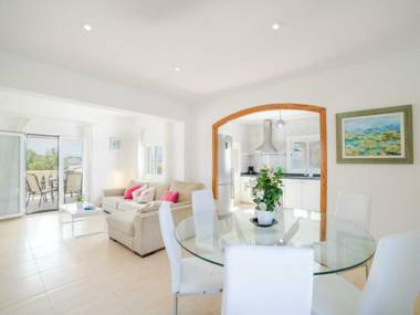 Beautiful apartment recently renovated on the pleasant beach of Barcarés