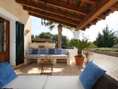 Beautiful house on the outskirts of Pollensa in a quiet area with private pool