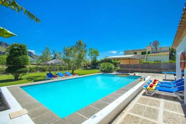 Villa Lorenzo by Villa Plus