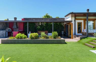 Luxury and Harmony House