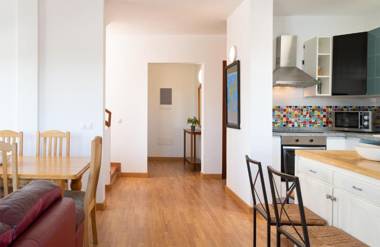 Stunning 4-Bed Villa in Playa Blanca