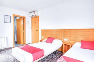 OYO Hostal Nova Picanya