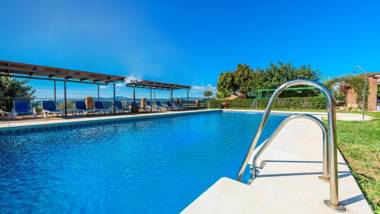 Cortijo Los Tulipanes Periana by Ruralidays