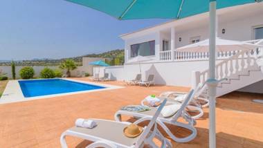 Villa Maria de Periana by Ruralidays