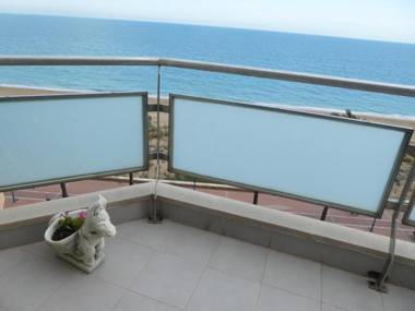 Apartamentos Surfing 3000