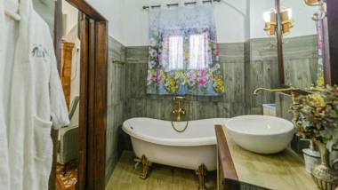 Cortijo Los Mellizos Penaflor by Ruralidays